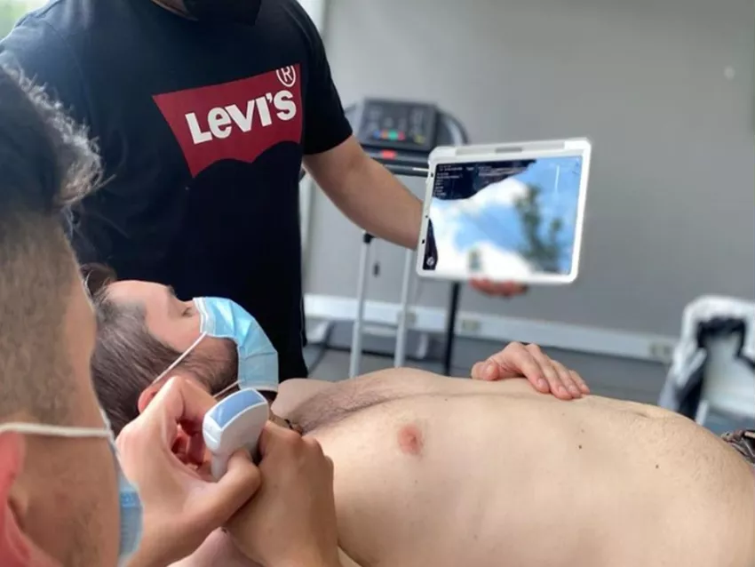 KONTED C10TX: 3-in-1 Wireless Handheld Ultrasound (Convex, Linear, Cardiac)