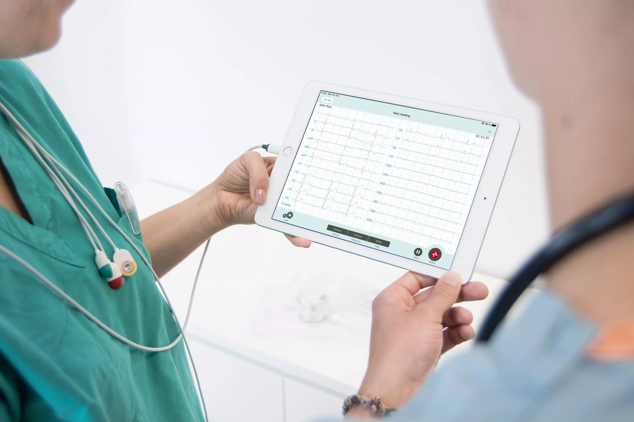 CardioSecur Pro: Professional 22-Lead Wireless ECG for Smartphones